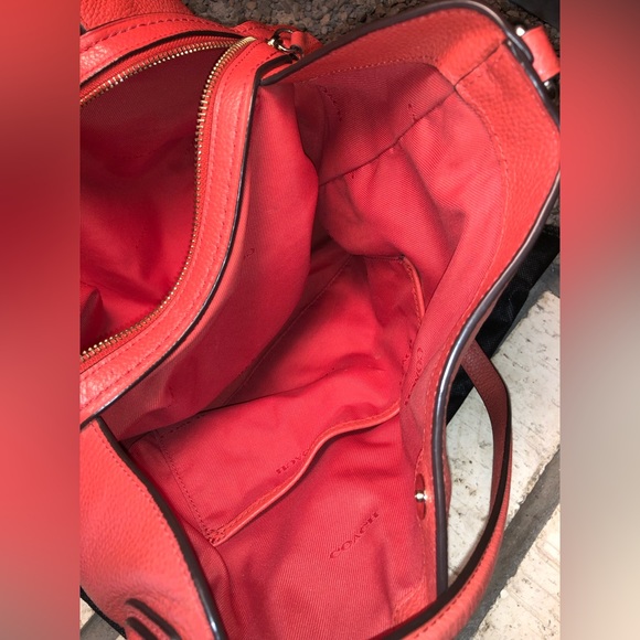 💥Moving to @the_bag_guy💥Coach - Edie 31 Pebbled Leather Shoulder Bag - Picture 9 of 17